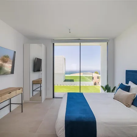 New C With Priv Heated Pool, Ocean View The View Tenerife Villa *